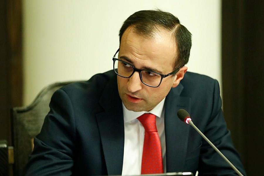 216 հոգանոց աշխատավայրում վարակված աշխատակիցը 11-րդ հարկում է, մեկ շաբաթում վարակվում է 94-ը. ինչպե՞ս է կորոնավիրուսը տարածվում աշխատավայրում