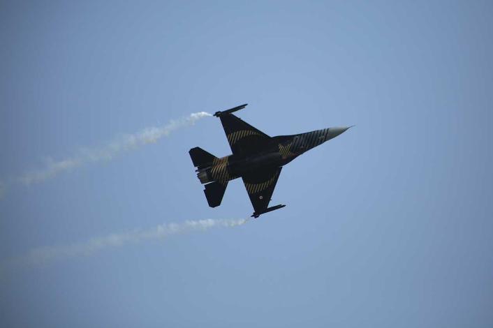 Турецкий истребитель F-16 сбил Су-25 ВВС Армении
