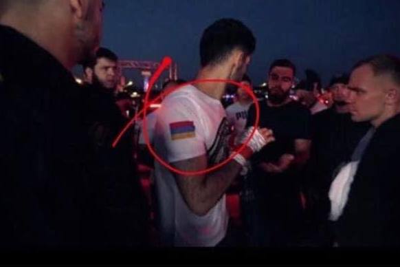 В знак солидарности с армянским народом талышский боец смешанных единоборств вышел на бой в футболке с армянским флагом 