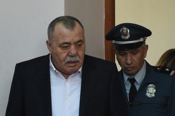 Манвел Григорян заявил о готовности перечислить средства на счет суда