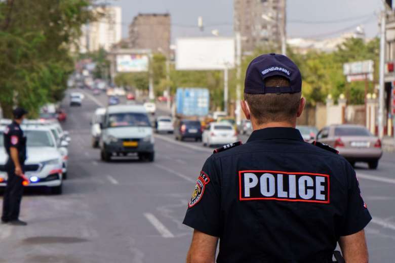 Закрытых улиц, перекрестков и транспортных развязок в столице нет – Полиция