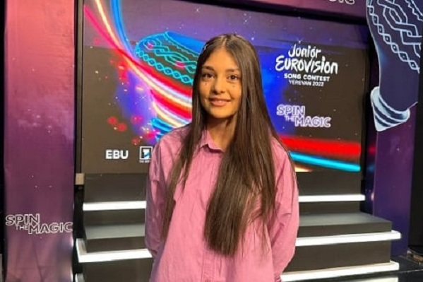 Армению на конкурсе «Детское Евровидение – 2022» представит 14-летняя певица Наре Казарян