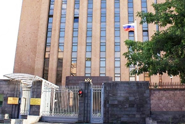 Посольство РФ в Армении предупредило своих граждан о прекращении «вывозных» рейсов
