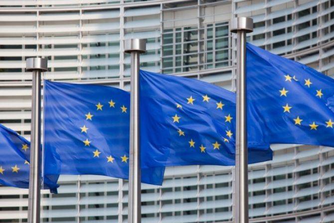 Euronews: Еврокомиссия заявила, что ЕС ожидает беспрецедентная экономическая рецессия