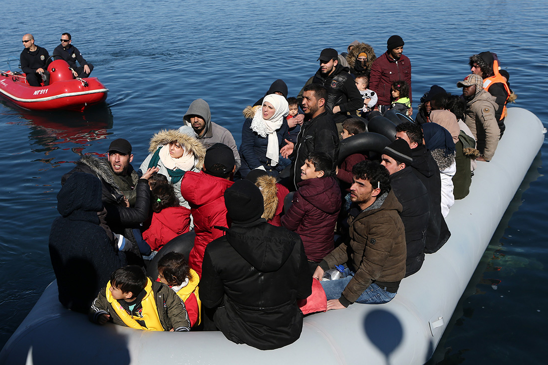 Курдский депутат и бывшие полицейские бегут из Турции в Грецию на лодках с беженцами 