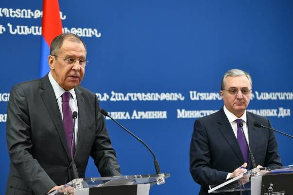 Главы МИД Армении и России обсудили проблематику карабахского урегулирования