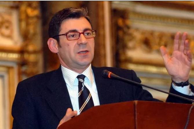 За получение взяток от Азербайджана бывший депутат ПАСЕ от Италии Лука Волонте приговорен к 4 годам лишения свободы 