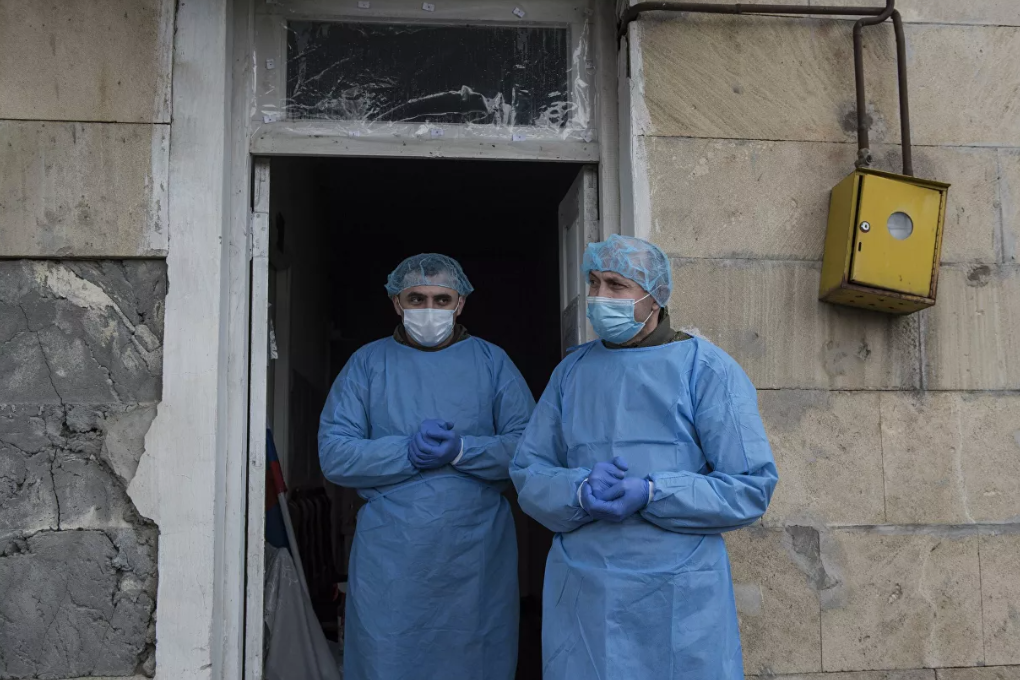 Российские врачи помогли ста детям в госпитале Минобороны в Карабахе