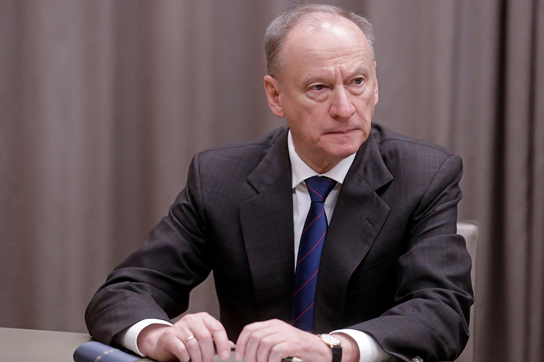 Секретарь Совета Безопасности РФ Николай Патрушев подчеркнул необходимость мирного урегулирования конфликта в Карабахе
