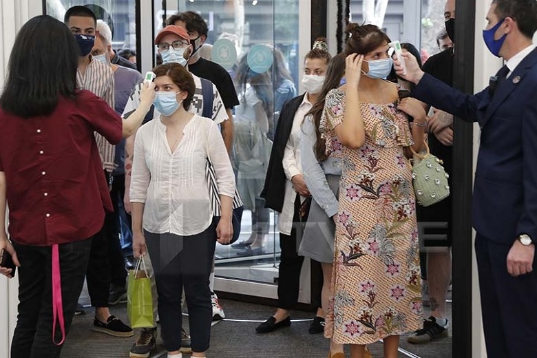 С сегодняшнего дня в Грузии возобновляют работу все виды открытых магазинов 