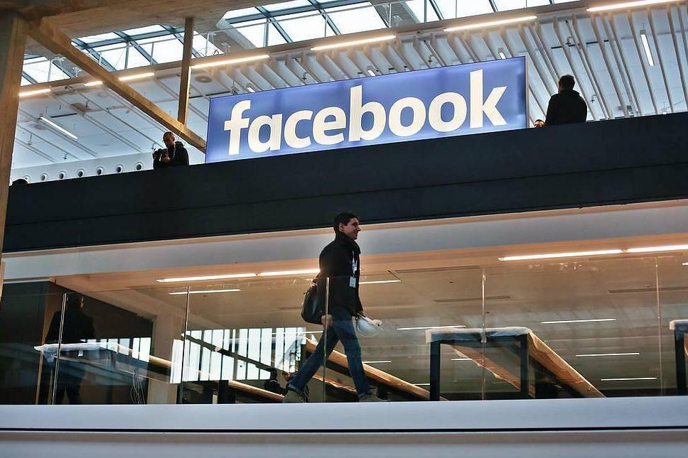 В Конгрессе США попросили Facebook отложить выпуск своей криптовалюты