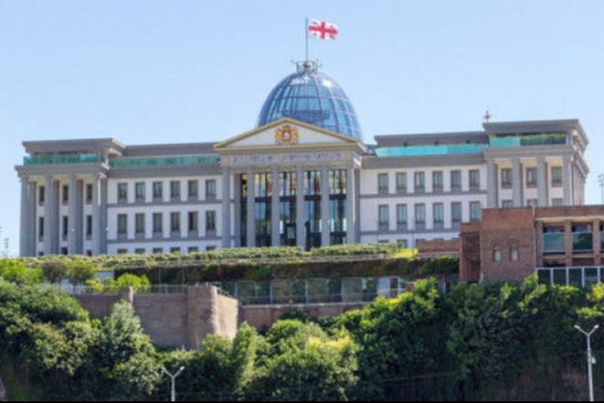 Правительство Грузии выделит помощь в 200 лари детям до 17 лет включительно