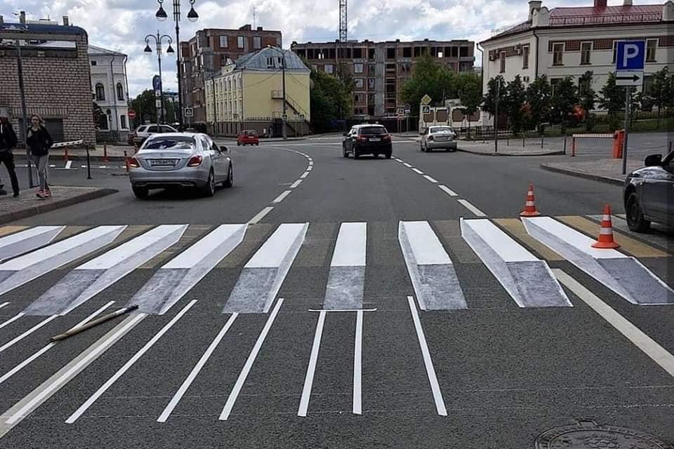 Տեսողական պատրանք՝ վարորդներին․ Երևանում 3D հետիոտնային անցում է գծվել
