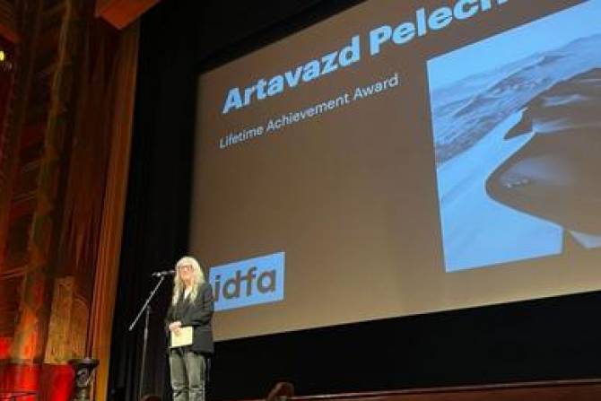 На Амстердамском международном фестивале документальных фильмов Артавазду Пелешяну присуждена премия «За заслуги в жизни»