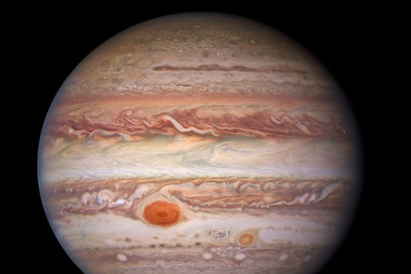 Астрономы получили потрясающие изображения Юпитера