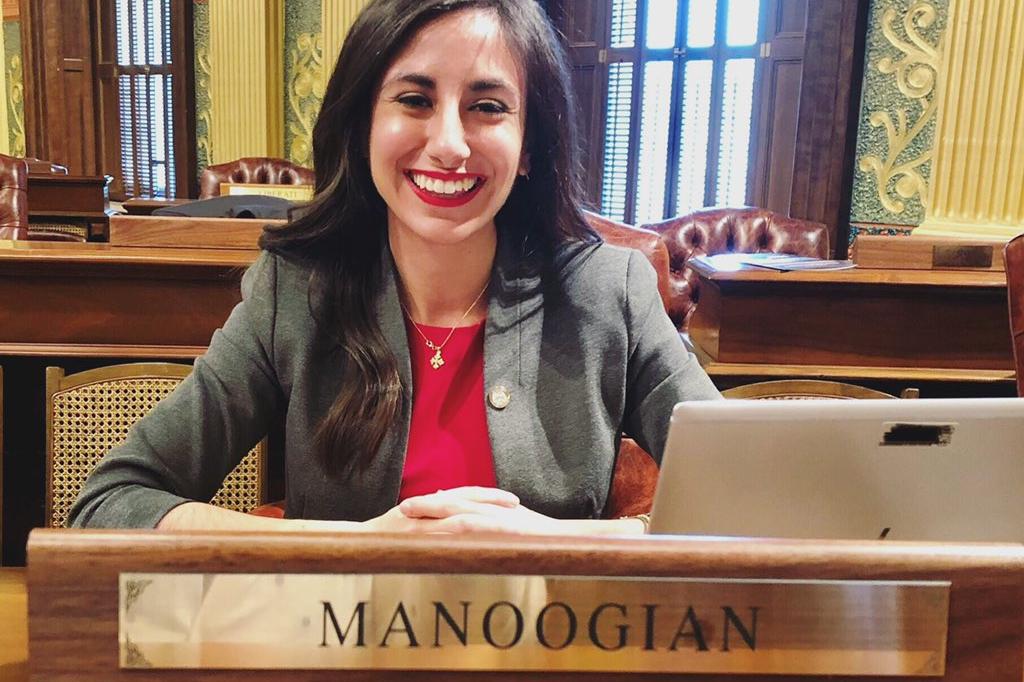 Армянка Мари Манукян приняла присягу в Палате представителей штата Мичиган