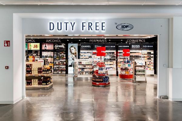 В РФ разрешили продавать товары в магазинах duty free вылетающим из страны в ЕАЭС