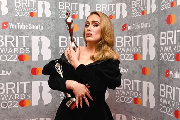 Певица Адель стала триумфатором Brit Awards 2022