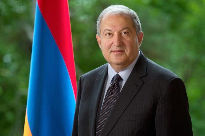 Президент Армении: Жить по Конституции – преимущество свободного человека