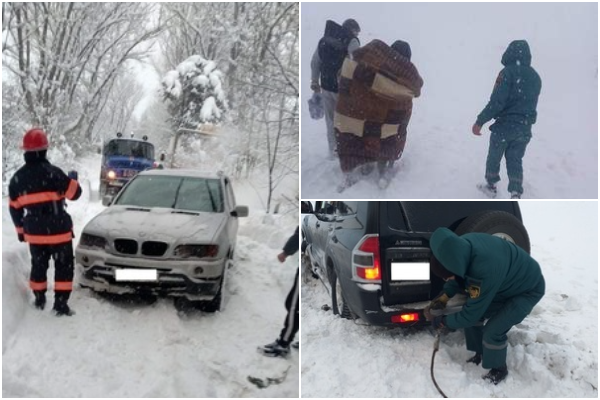 Спасатели МЧС Армении эвакуировали на снегоходах водителей застрявших в снегу иранских машин