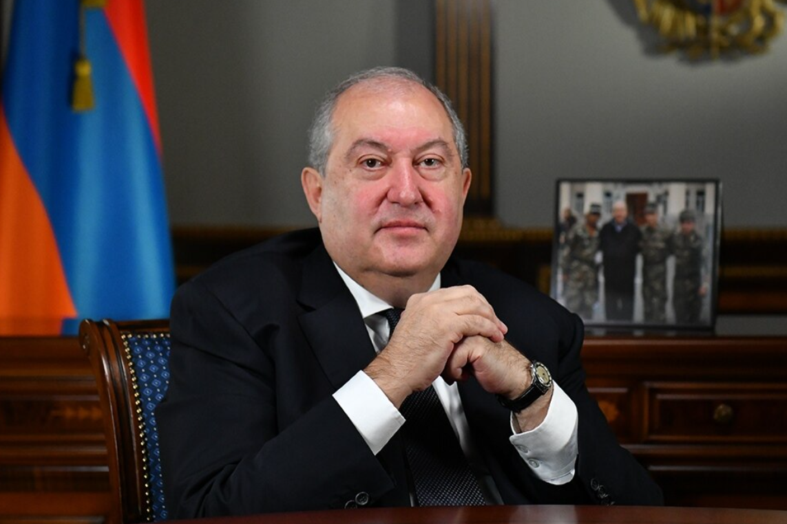 Четвертый президент Армении Армен Саркисян обратился к соотечественникам в связи с агрессией Азербайджана