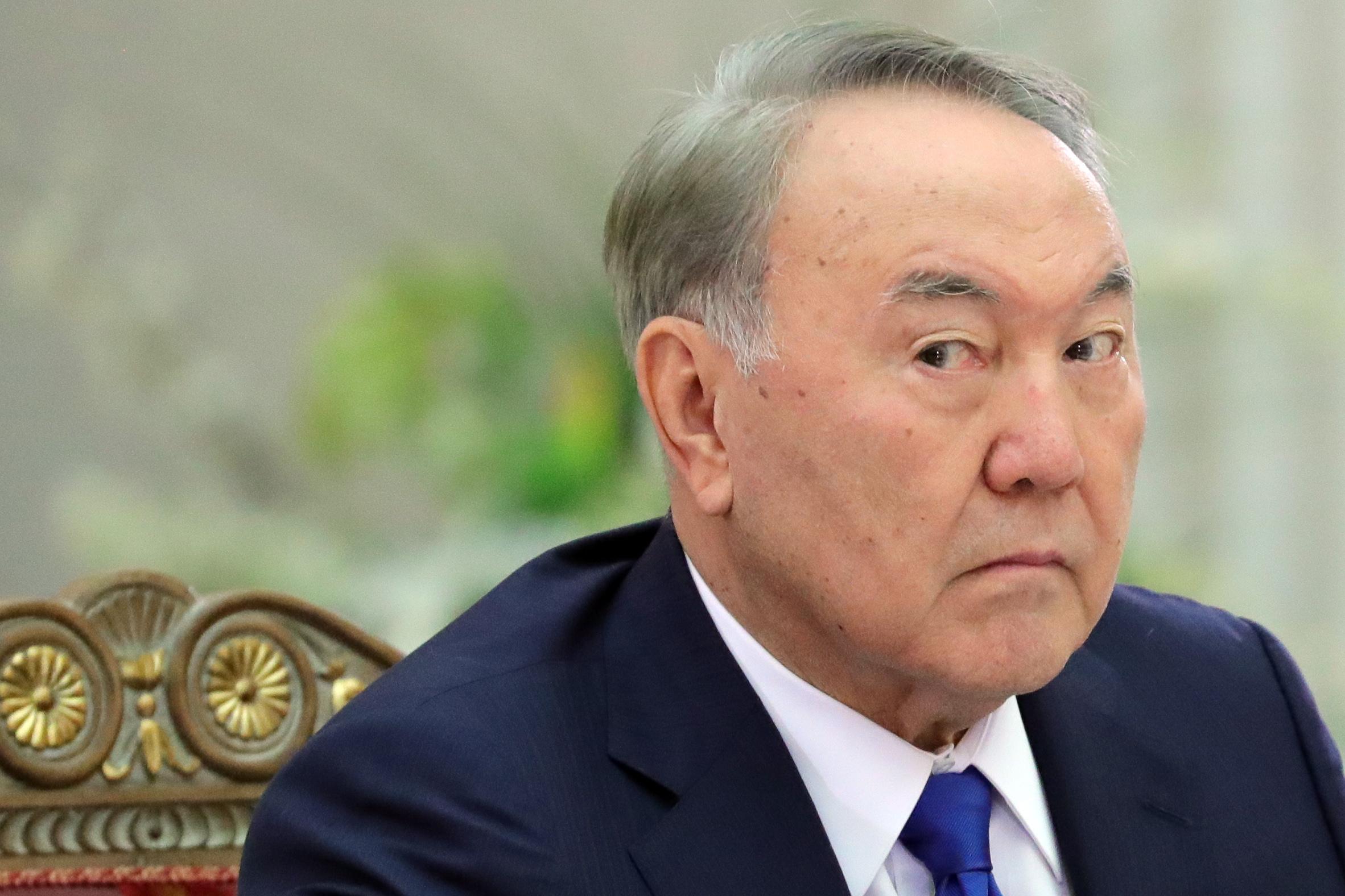 Экс-президенту Казахстана Назарбаеву придумали новый почетный титул