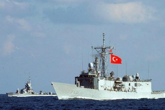 В Минобороны Турции сообщили, что выделили корабли для эвакуации людей из Мариуполя
