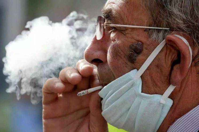 Вопреки призывам медиков: потребление табака во время пандемии выросло