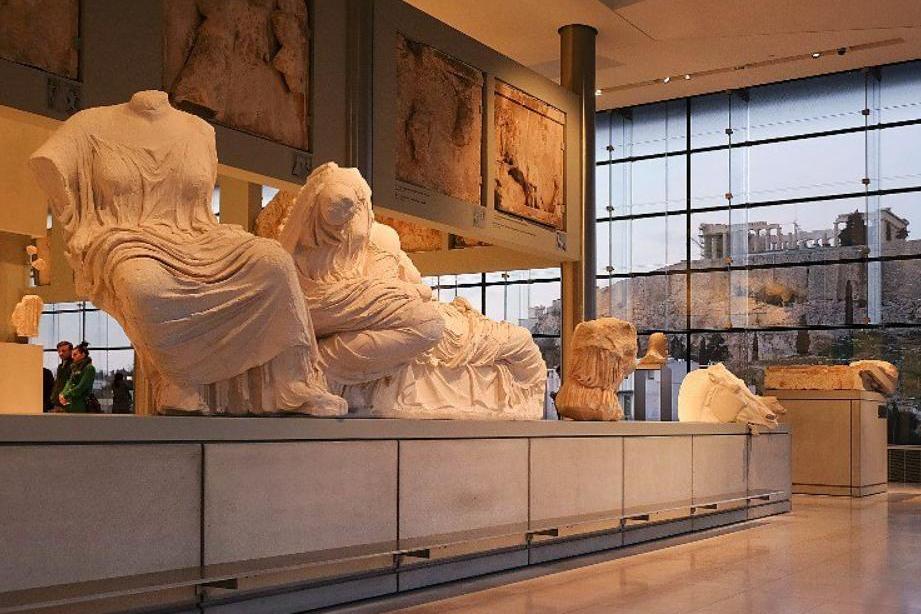 Спор длиной в 200 лет: Греция требует вызволить скульптуры Парфенона из «мрачной тюрьмы» Британского музея 