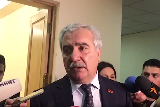 Если азербайджанских пленных передали противнику, значит, это исходит из наших интересов – Андраник Кочарян