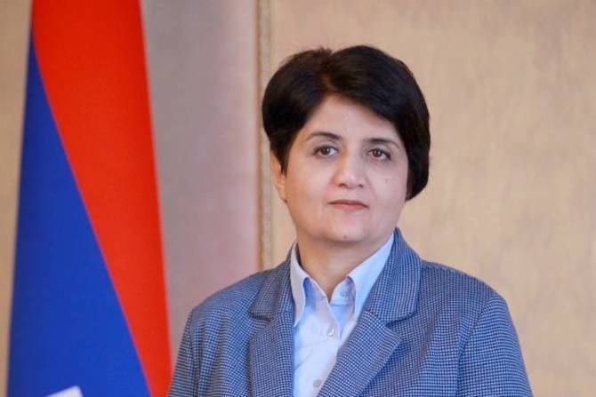 В Степанакерте опровергли предположение о том, что президент Нагорного Карабаха намерен расформировать армию