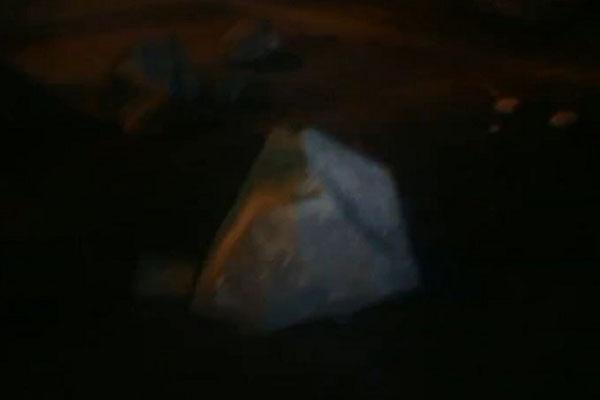 Камнепад в Ереване: повреждены два автомобиля