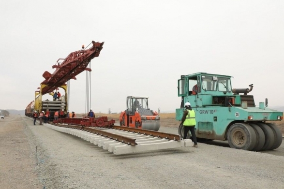 «Հորադիզ-Աղբենդ» երկաթուղու կառուցման շրջանակում Ադրբեջանում կրկին խոսել են «Զանգեզուրի միջանցք»-ի մասին 