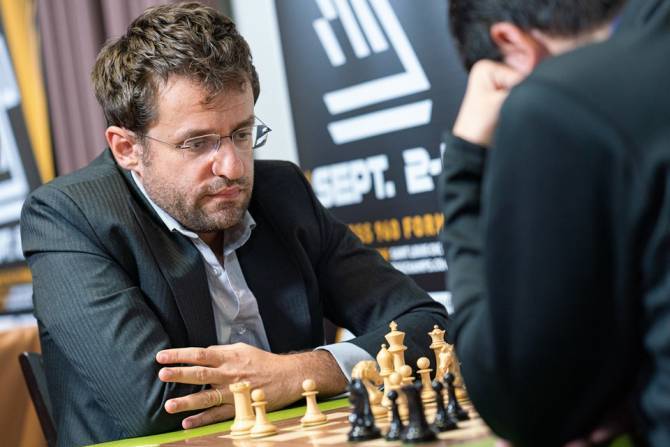 Левон Аронян выбыл из онлайн-турнира Clutch Chess International