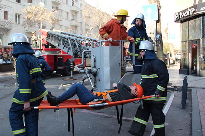 С 1 октября повысятся зарплаты пожарных-спасателей – Пашинян