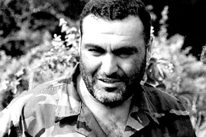 ​Эту страну нельзя любить только словами, столица этой страны начинается в окопах. Вазген Саргсян. Минутка Истории