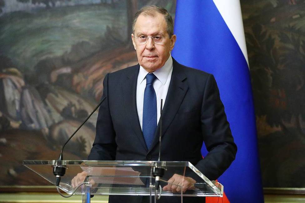 Сергей Лавров ушел на самоизоляцию после контакта с зараженным COVID-19