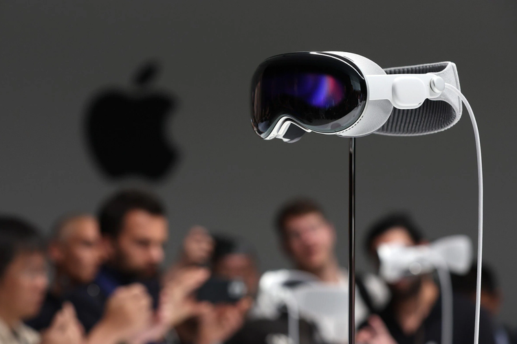 Vision Pro, MacBook Air 15'' и iOS 17: главные новинки на презентации Apple 