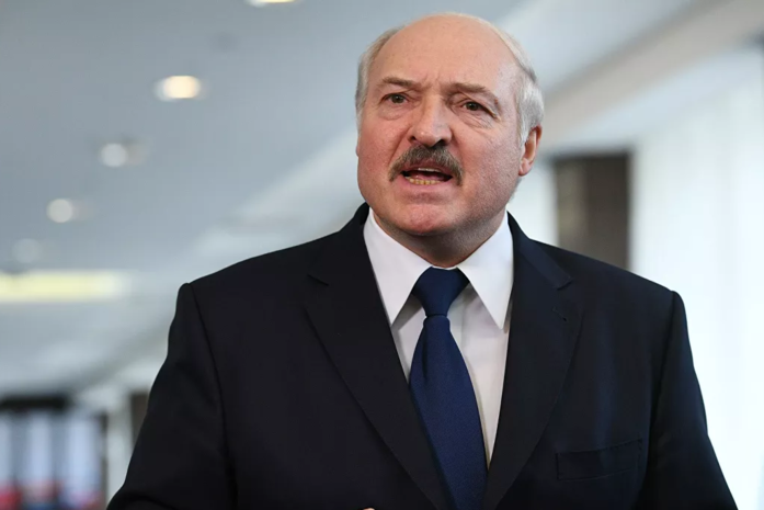 Лукашенко о ситуации с коронавирусом: Все смотрят, за что бы укусить Лукашенко и Беларусь
