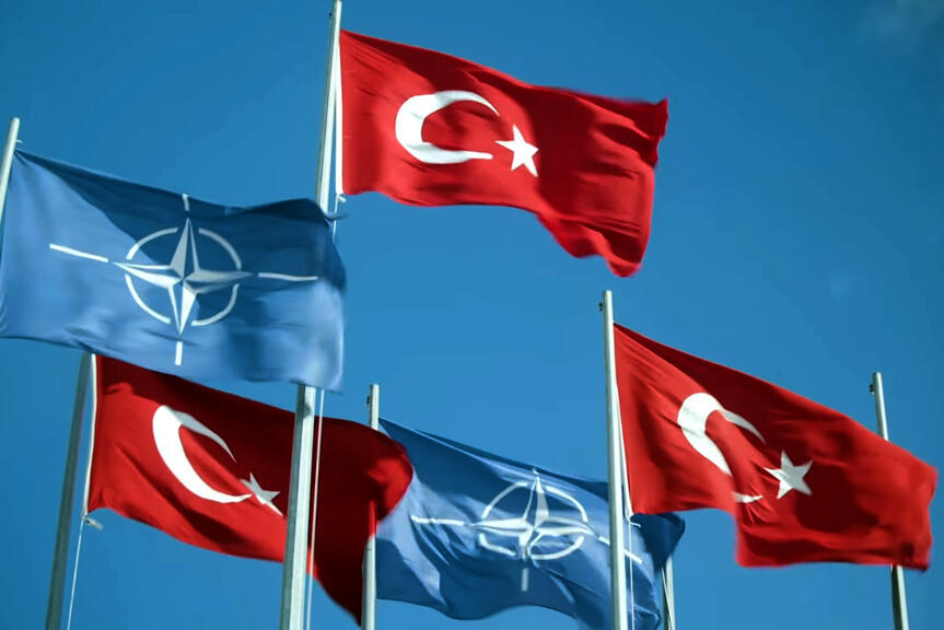 В Турции заявили о скором выходе из «разваливающейся» НАТО