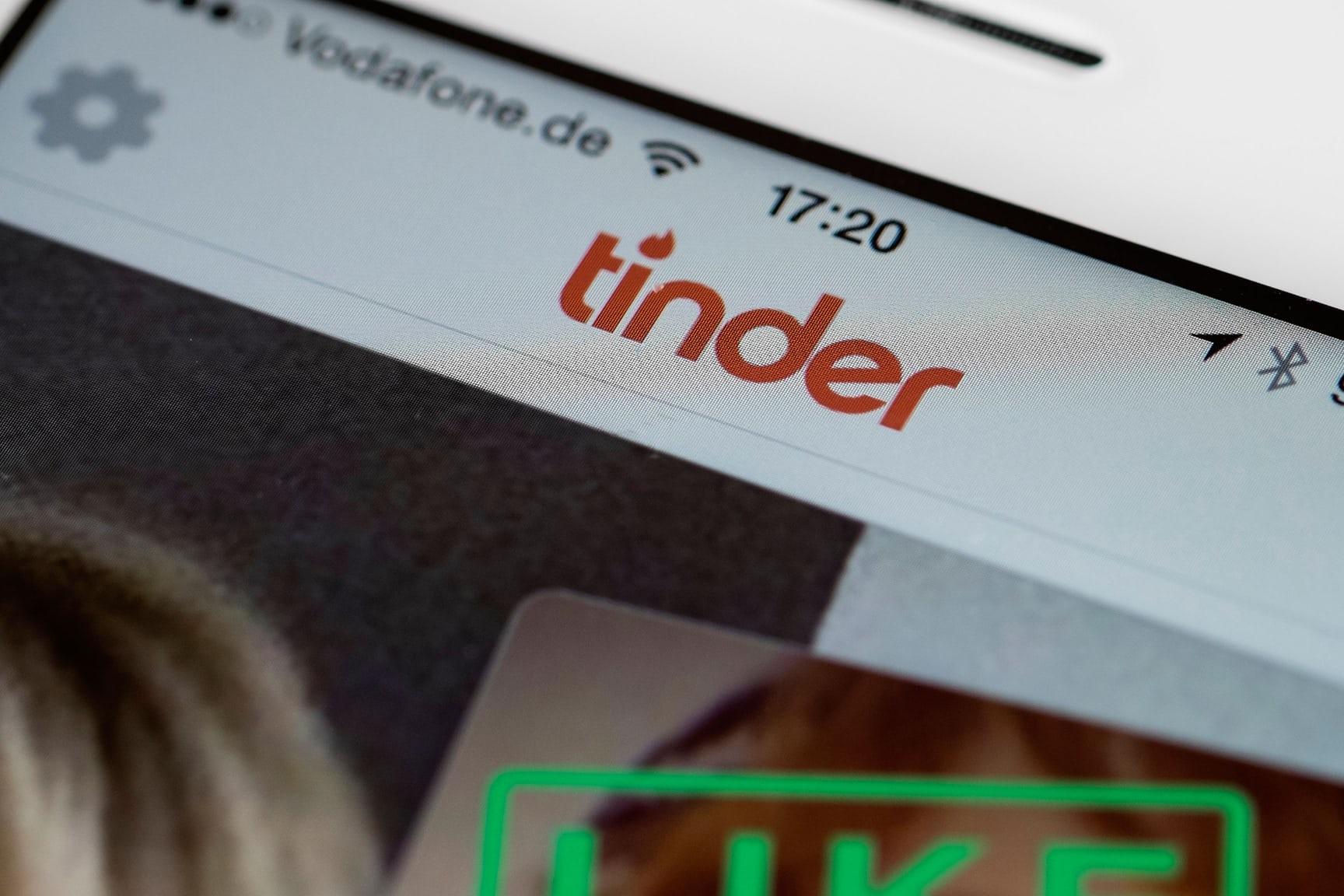 Журналистка попросила Tinder прислать все данные о себе. Ей отправили 800-страничный документ