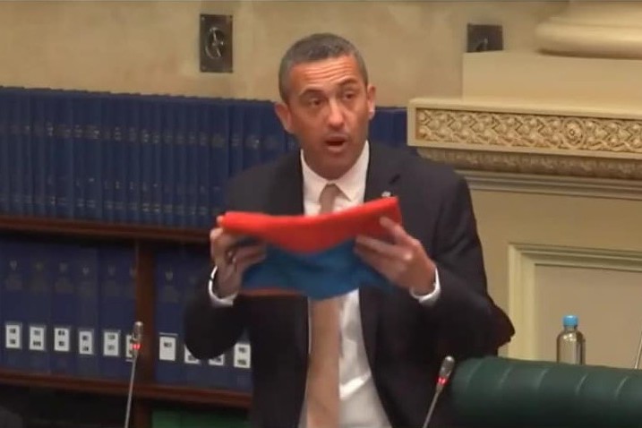 Австралийский депутат повесит флаг Арцаха в своем кабинете 