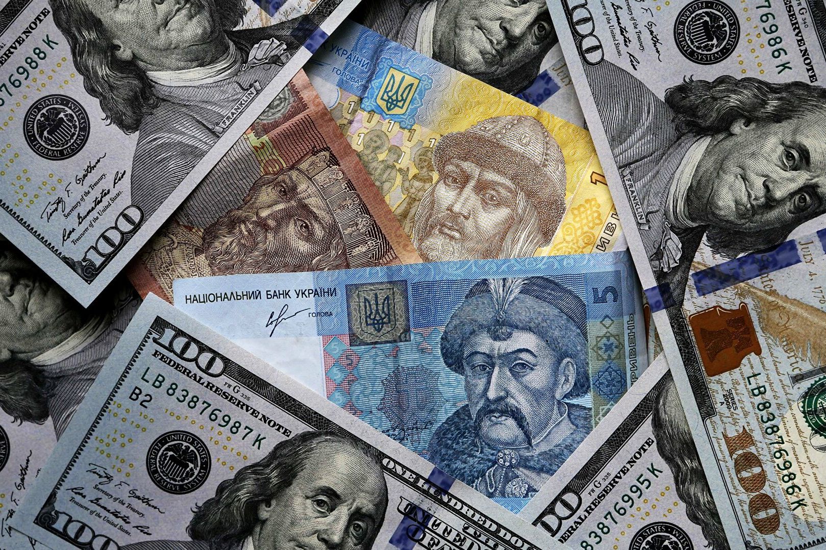 Киев заявил о потере 3 млрд долларов в месяц из-за истерии о вторжении