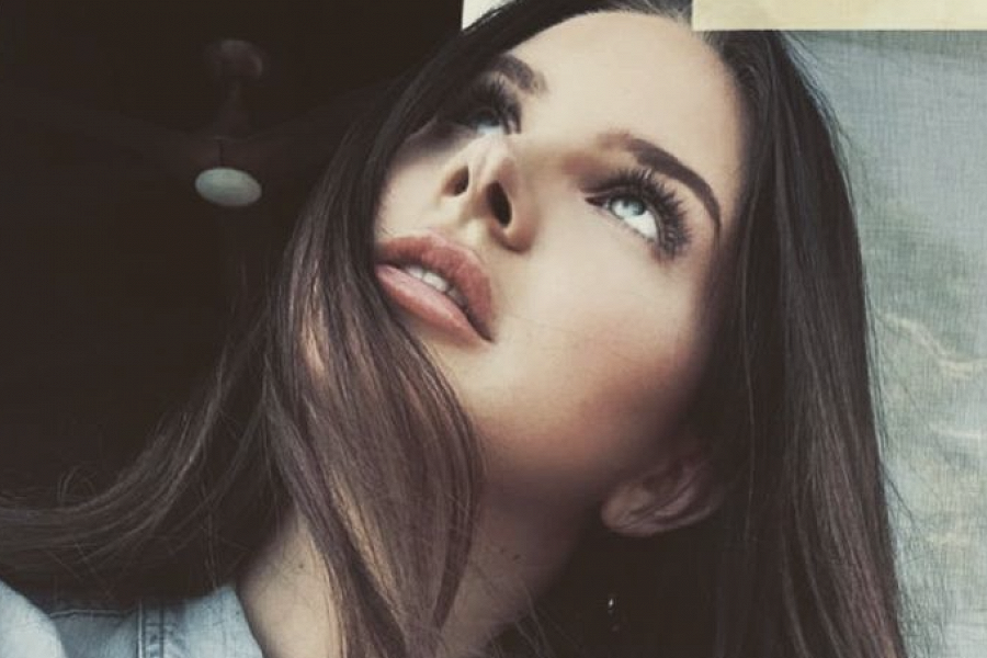«Blue Banisters»: Лана Дель Рей анонсировала третий альбом за год