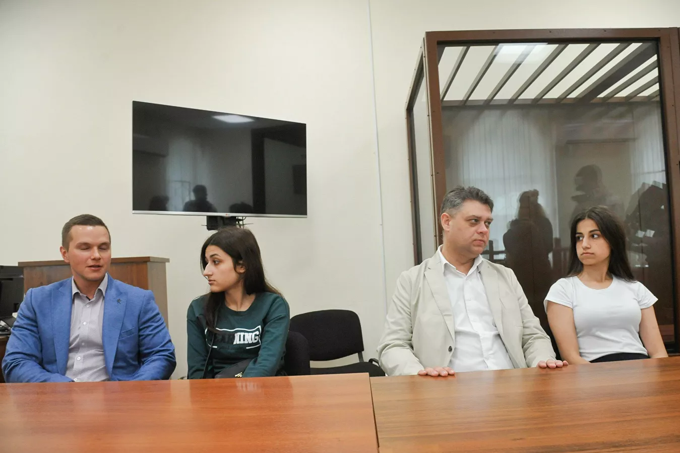 Защита сестер Хачатурян обратилась за помощью к спецдокладчику ООН по вопросам насилия в отношении женщин
