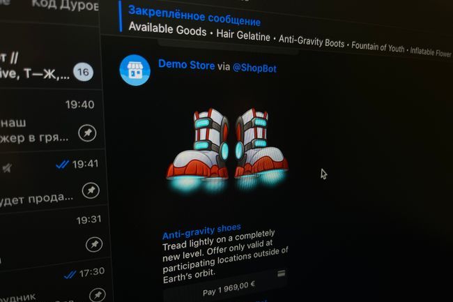 В Telegram могут появиться магазины, возможность сохранять карту и оставлять чаевые
