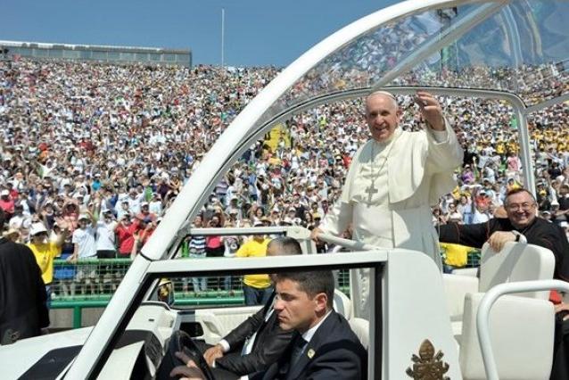 Мир переживает климатическую чрезвычайную ситуацию: Папа Римский призывает все страны сократить использование ископаемого топлива
