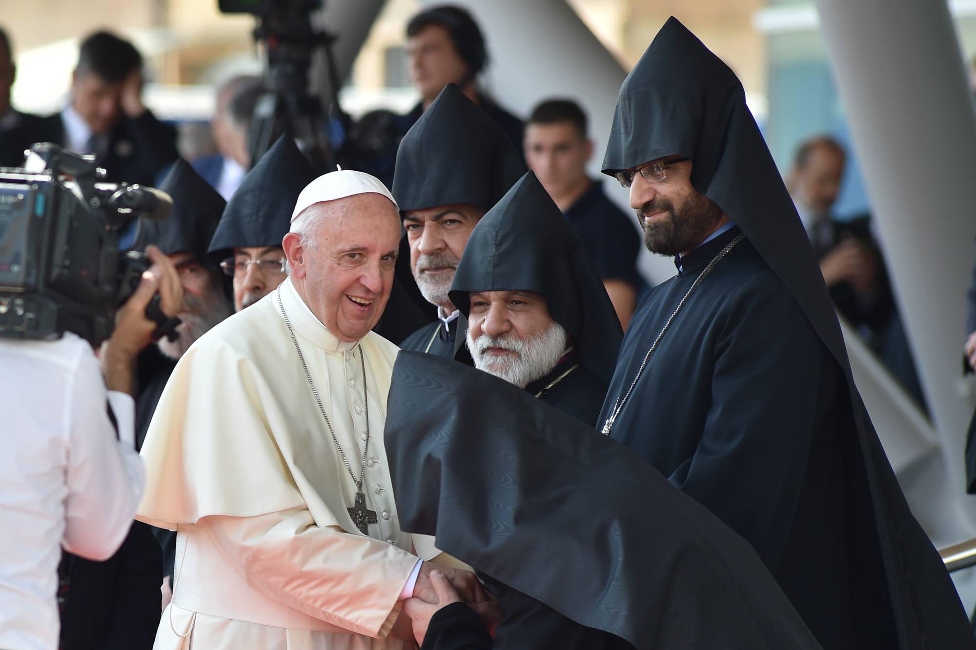 ԱՅՑ ԱՌԱՋԻՆ ՔՐԻՍՏՈՆՅԱ ԵՐԿԻՐ-ՈՒՂԻՂ ԵԹԵՐ