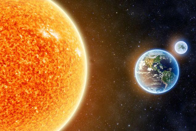На обращенной к Земле стороне Солнца появились две группы солнечных пятен