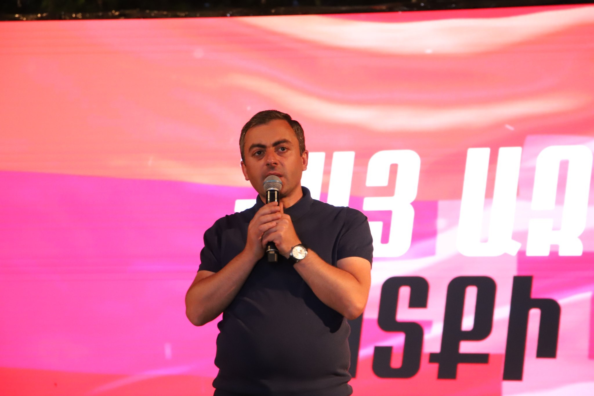 «Հայաստանը բռնապետության չի վերածվելու»․ Սաղաթելյանը՝ 2100 բերման ենթարկվածի, 24 կալանավորվածի ու 19։00-ի հավաքի մասին